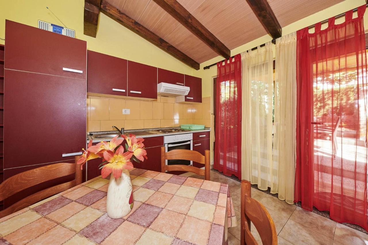 Apartmán With A Parking Space - 7735 Umag