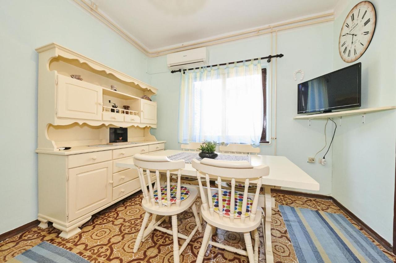 Apartment With A Parking Space - 7735 Umag